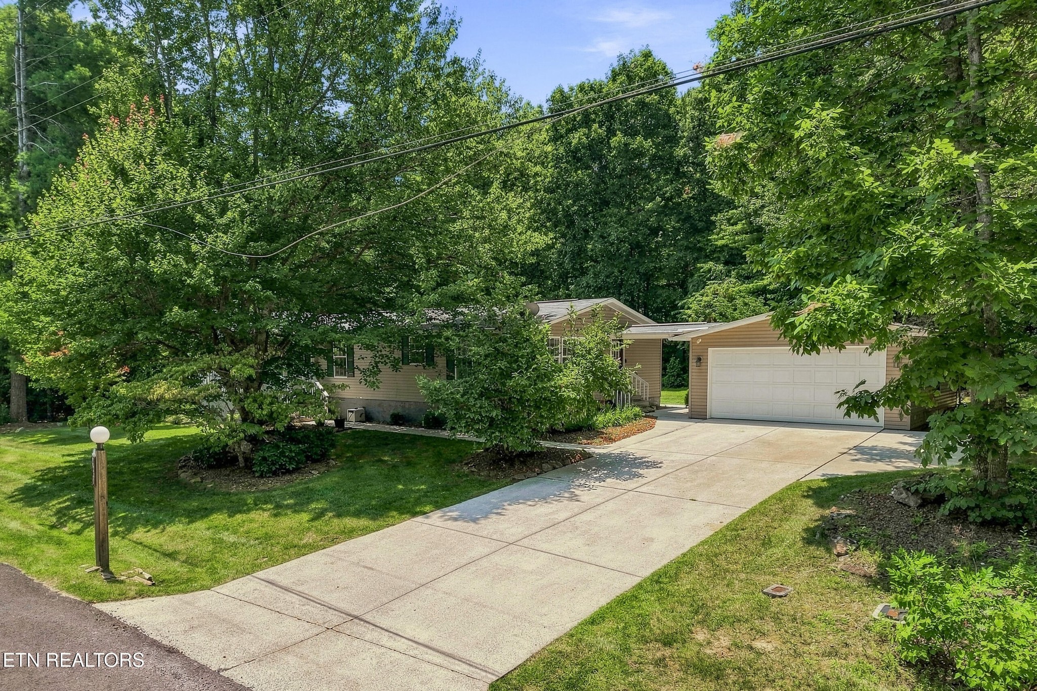 128 Prestonwood Drive