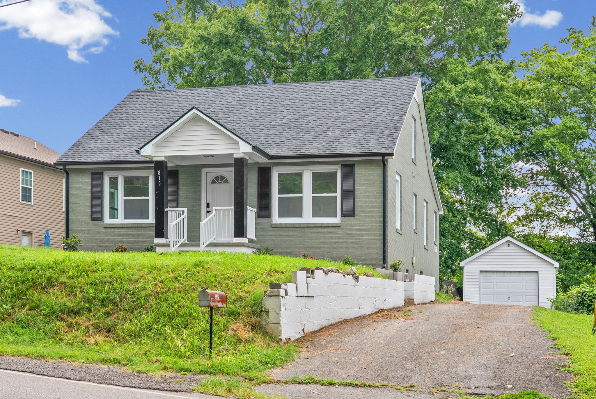 815 Cumberland Dr