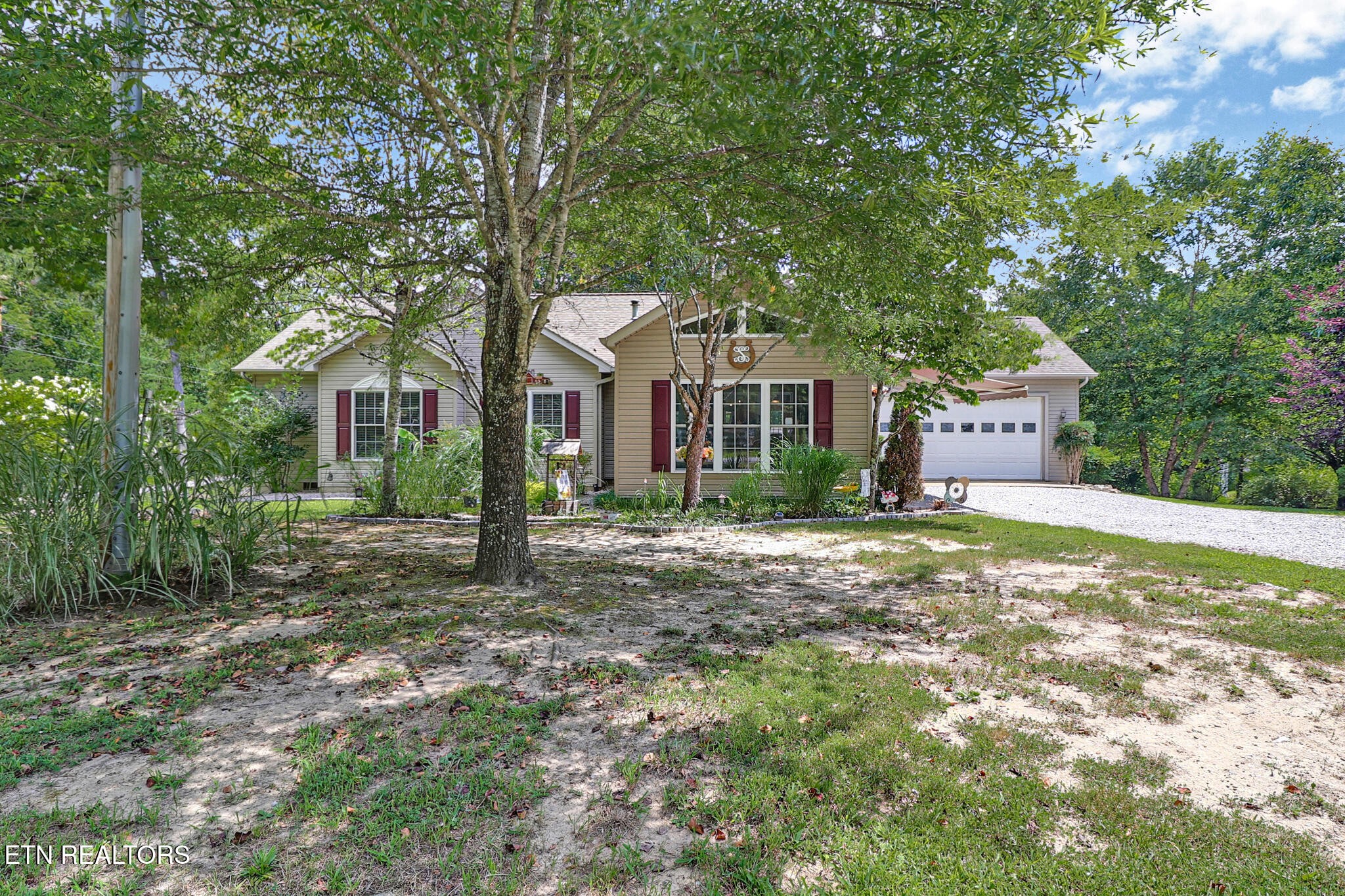 504 Ridge Top Drive