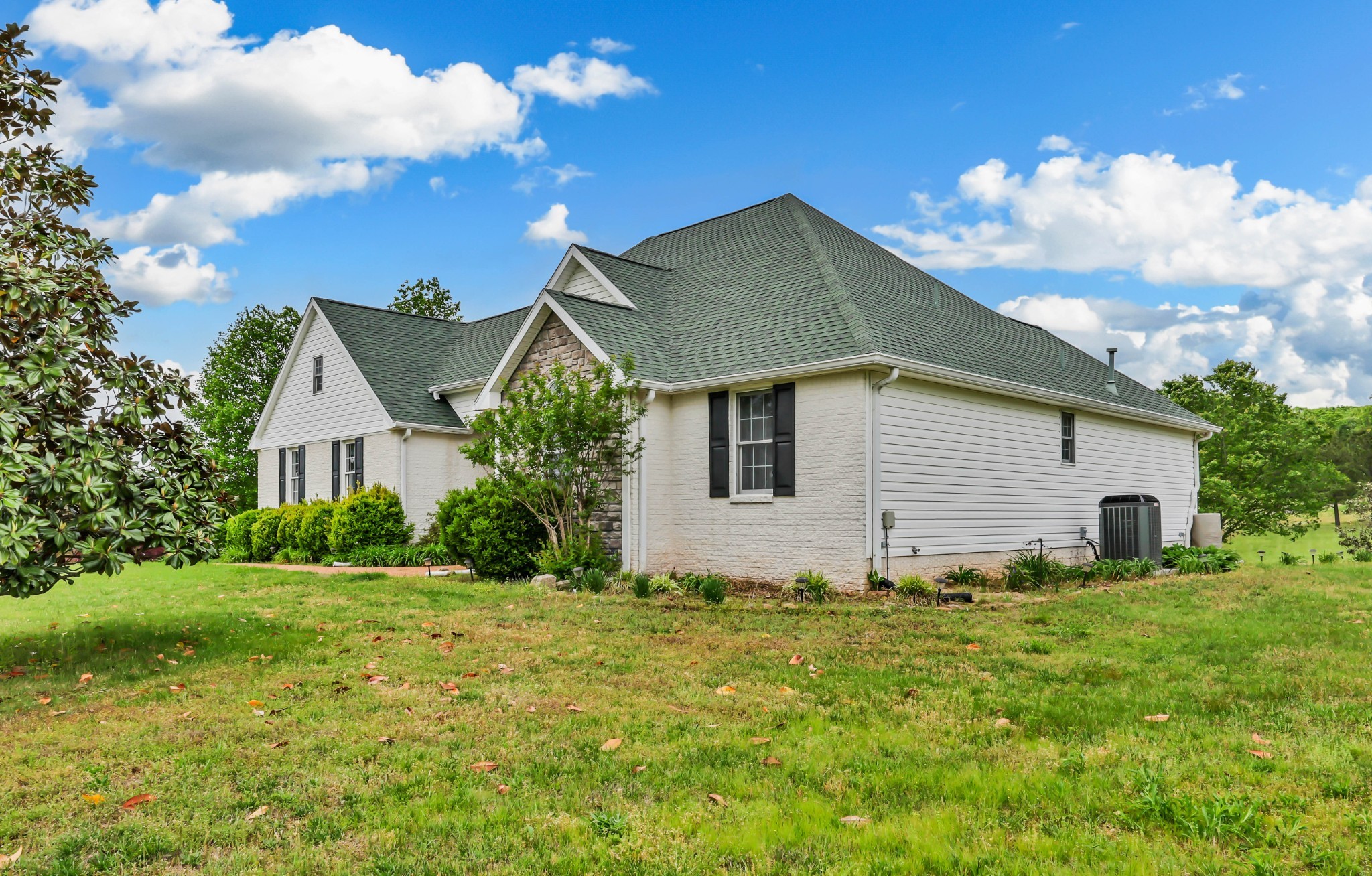 430 Hurricane Creek Dr