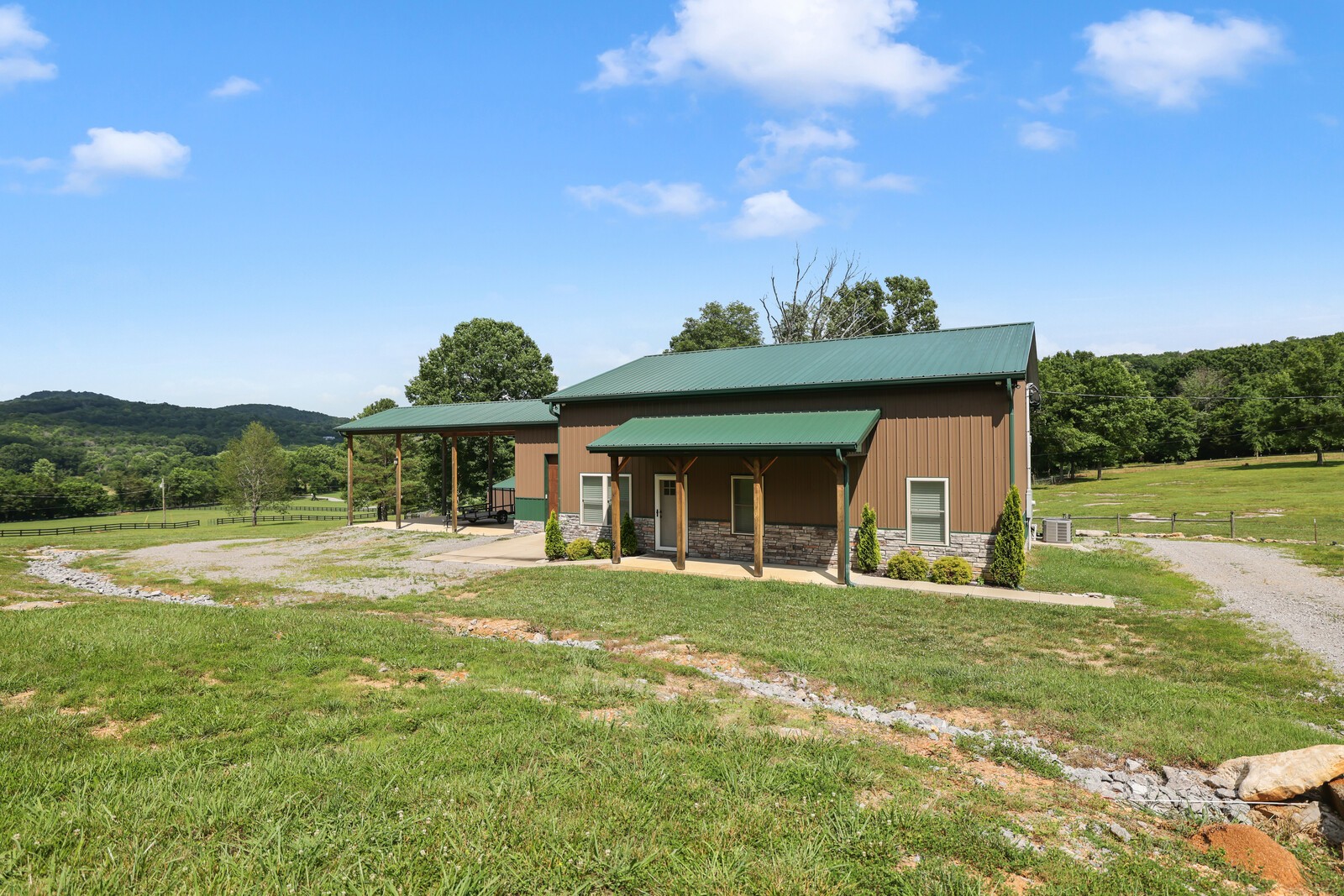 3735 Holmes Gap Rd