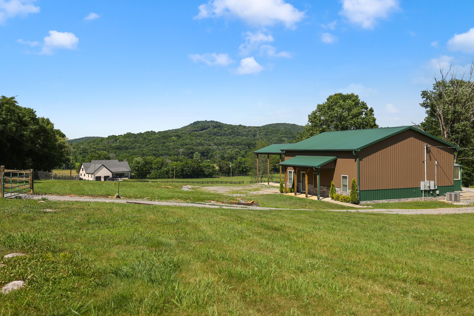 3735 Holmes Gap Rd