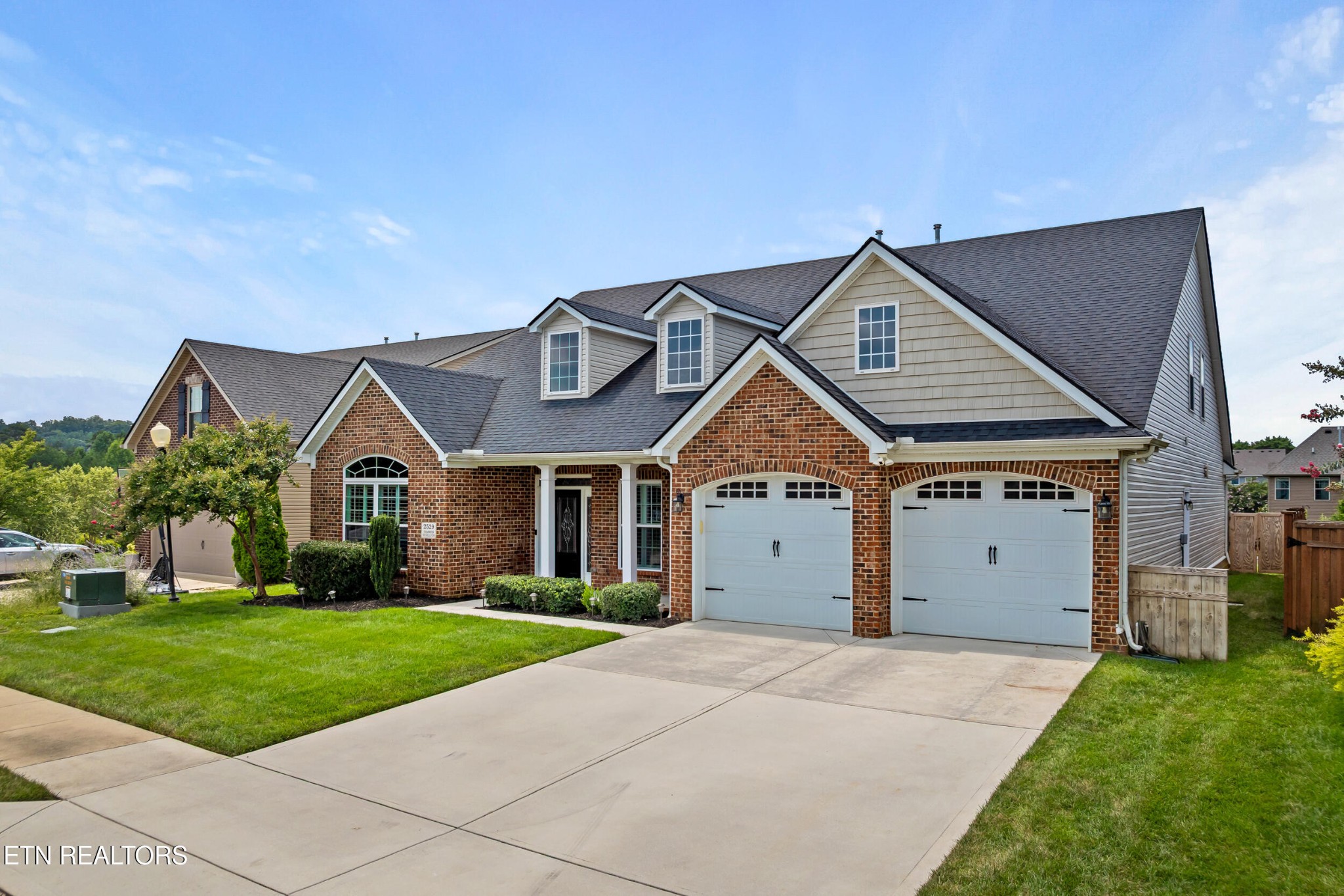 2529 Timber Highlands Lane