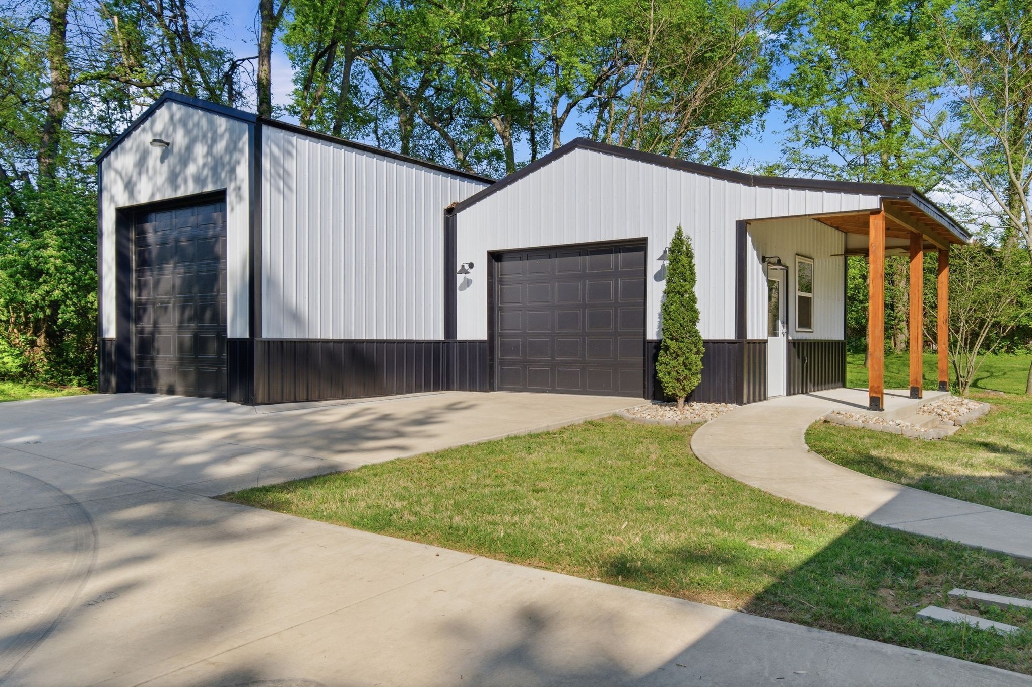 301 Rosebrook Dr