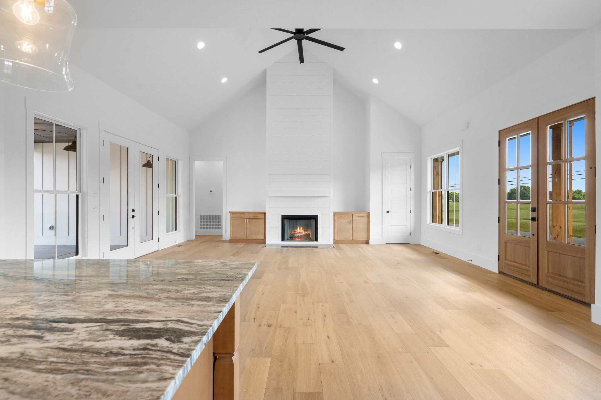2622 Deer Creek Ln