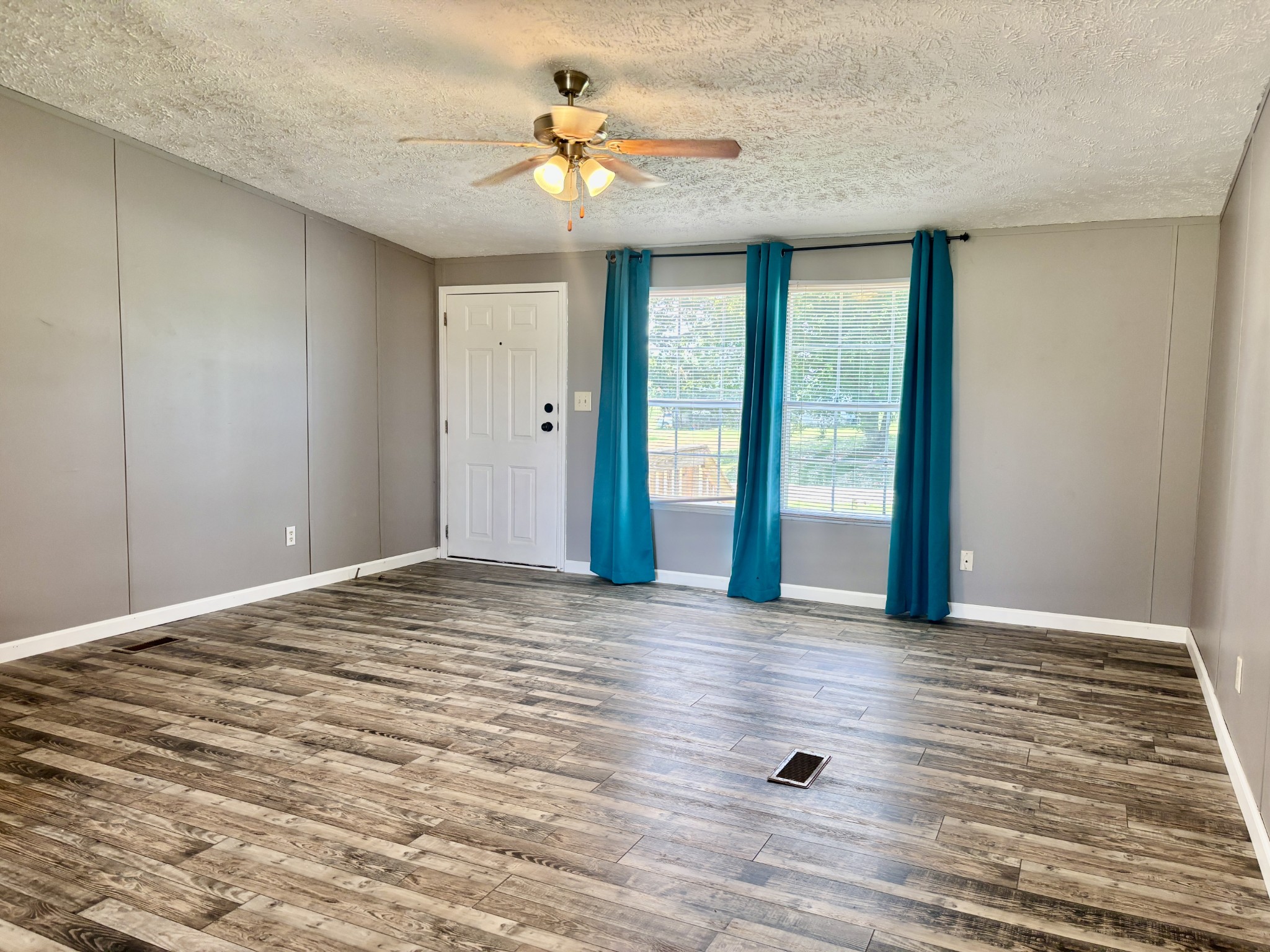 4816 Old Salem Lexie Rd