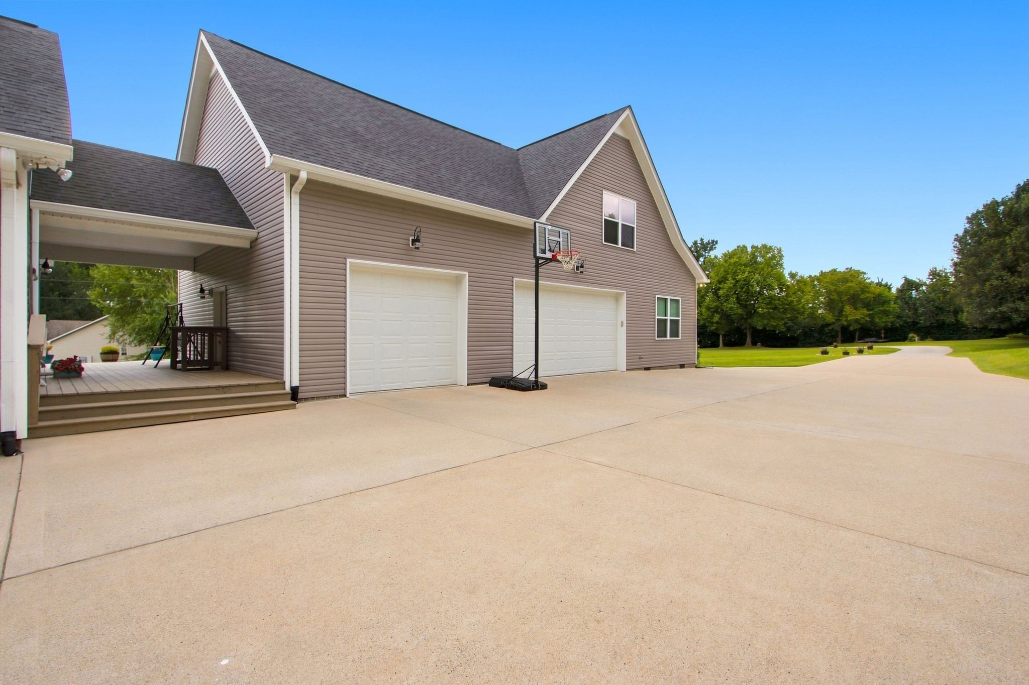 3816 Petty Ln