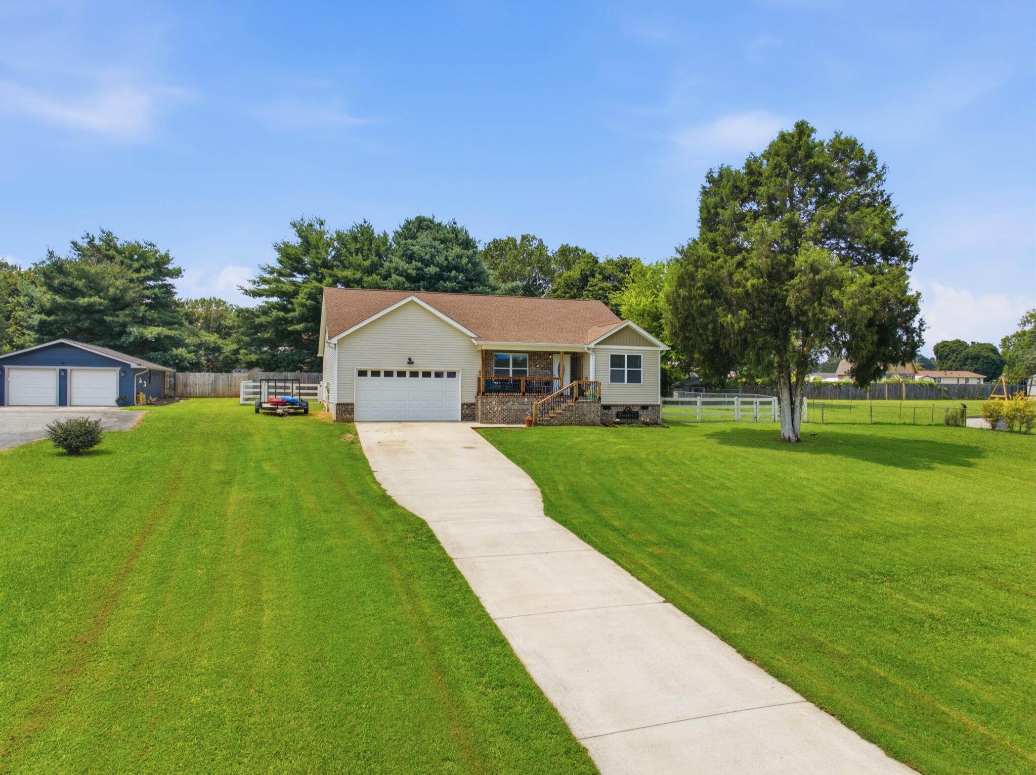 595 New Union Circle