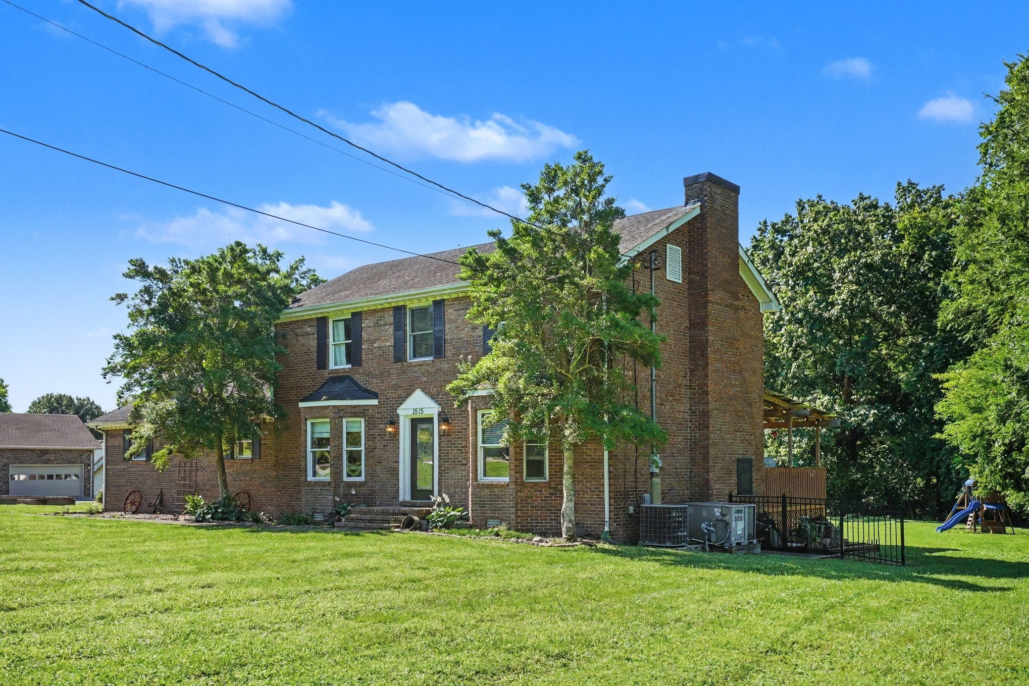 1515 Gina Lynn Dr