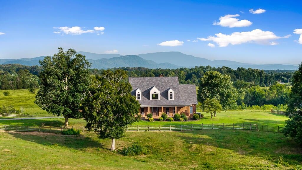 559 White Road, SE