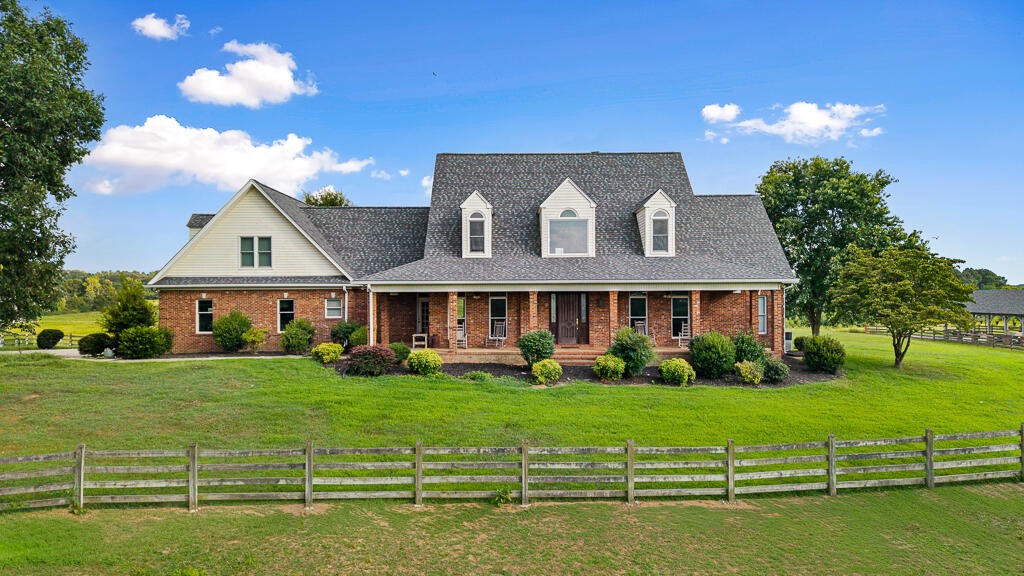 559 White Road, SE