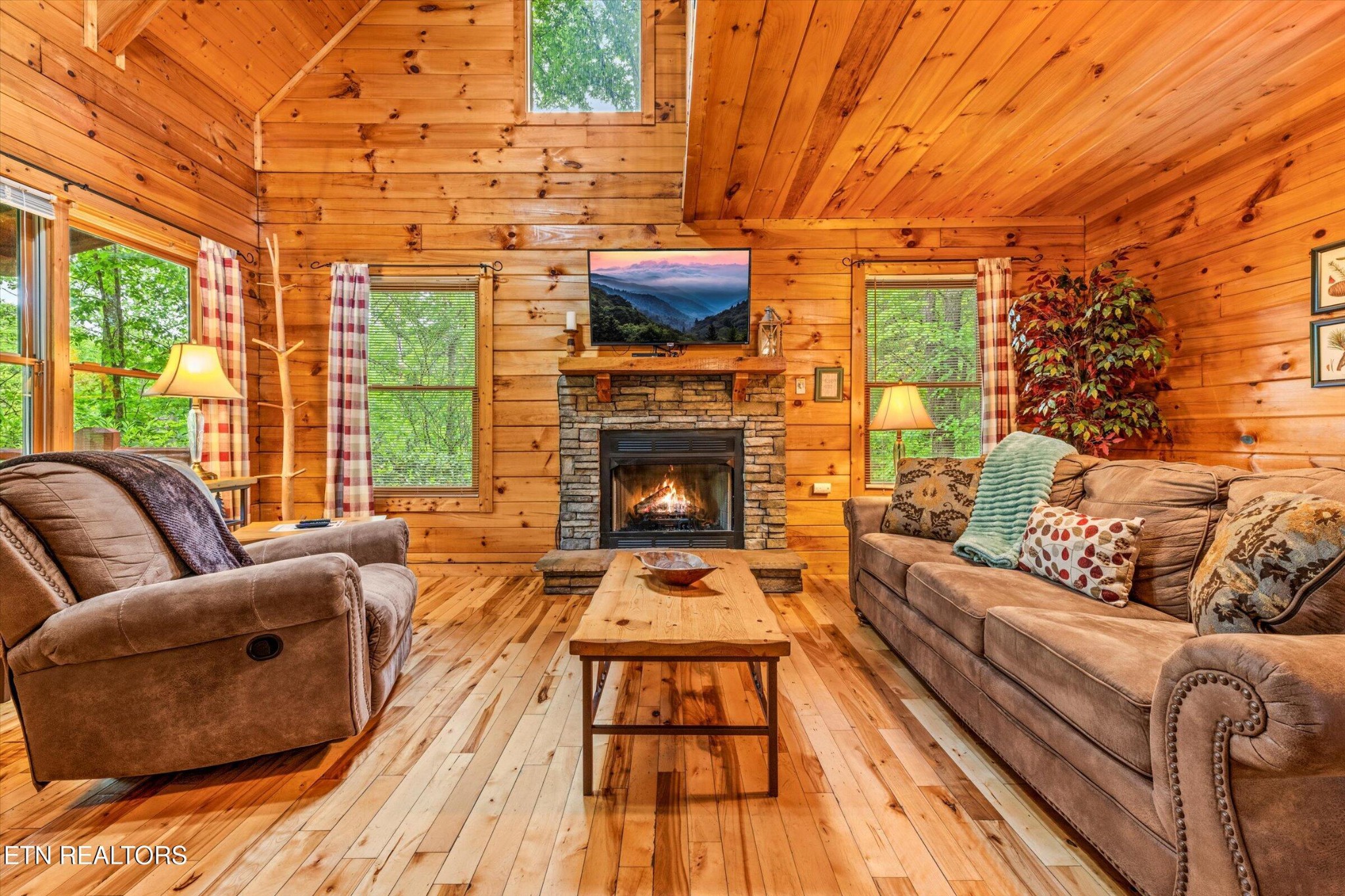 1712 Pulaski Lane