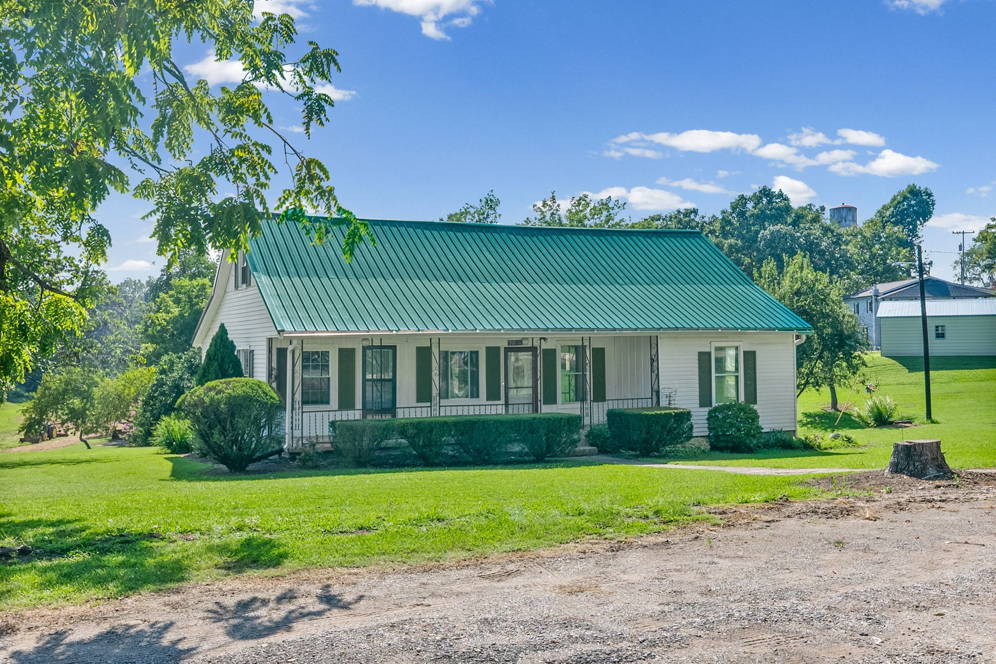 1705 Highway 120