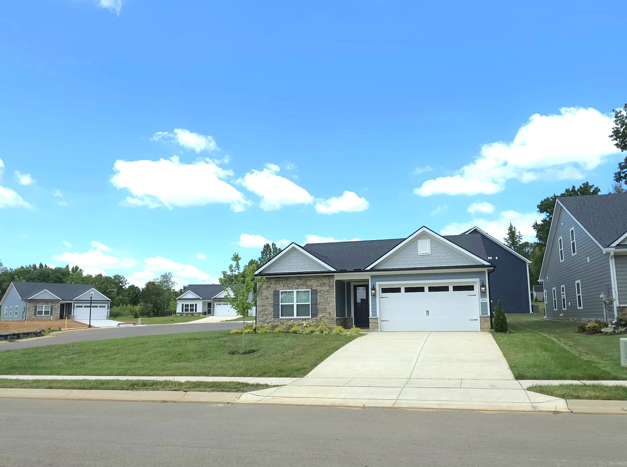 749 Brownlow Road