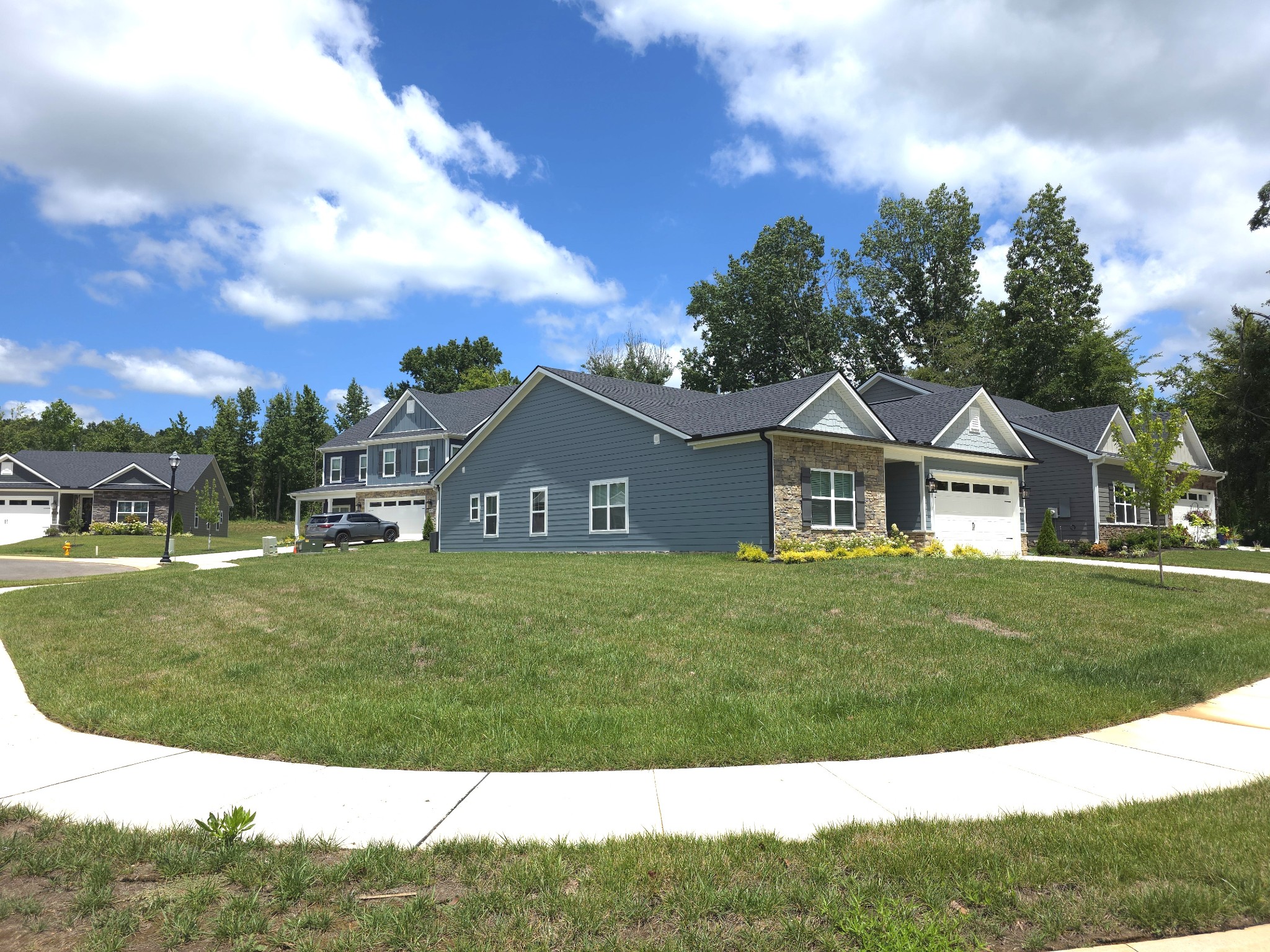 749 Brownlow Road