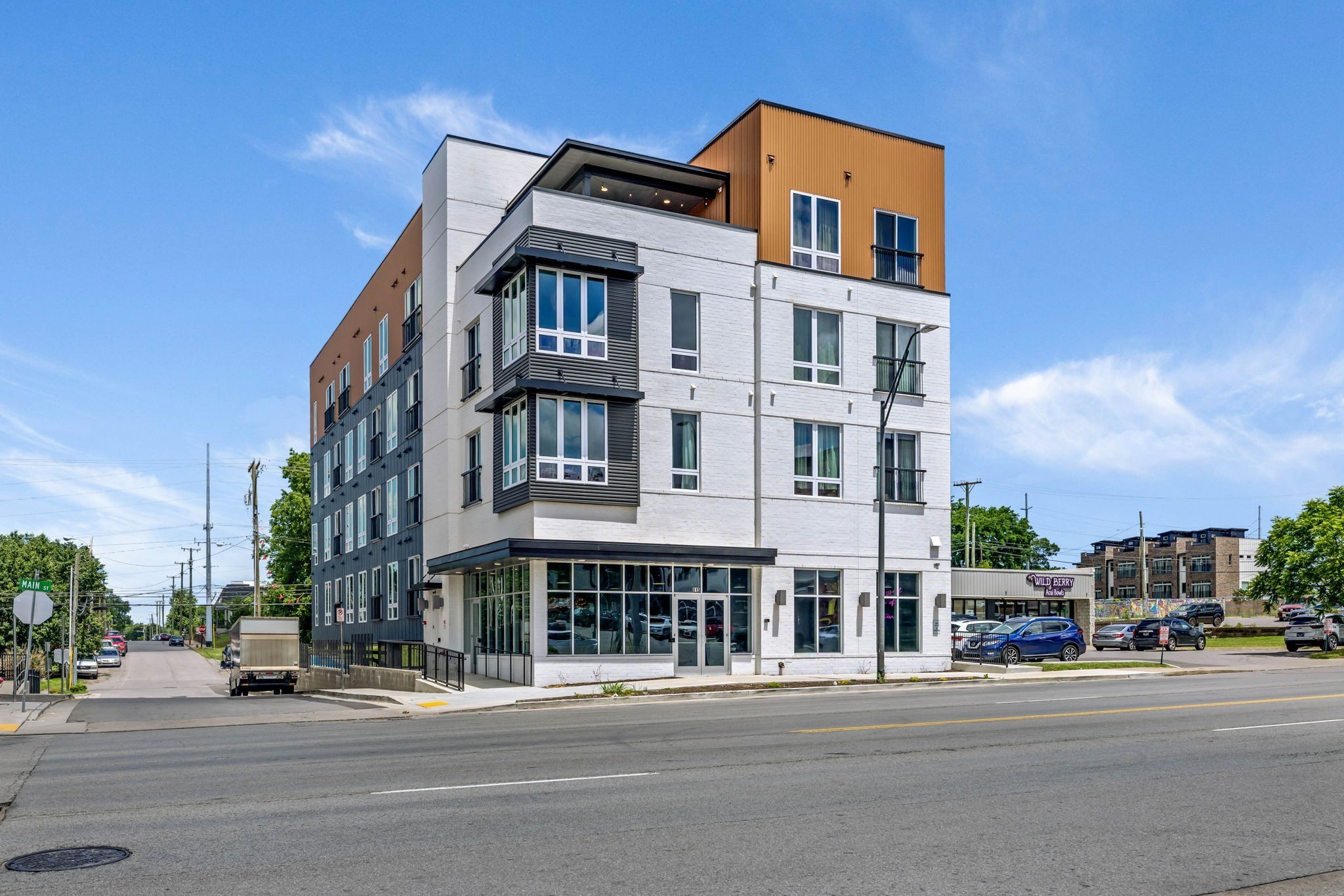 815 Main St