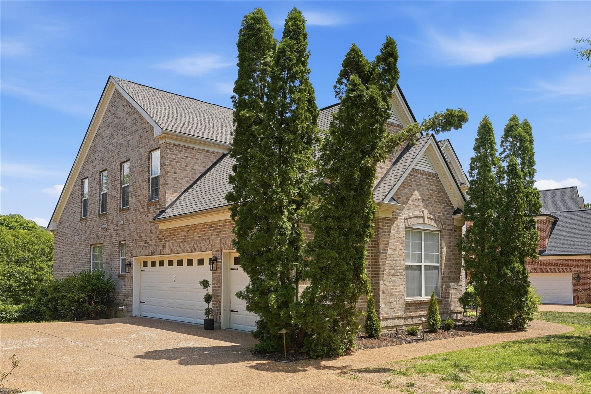 3006 Coral Bell Ln