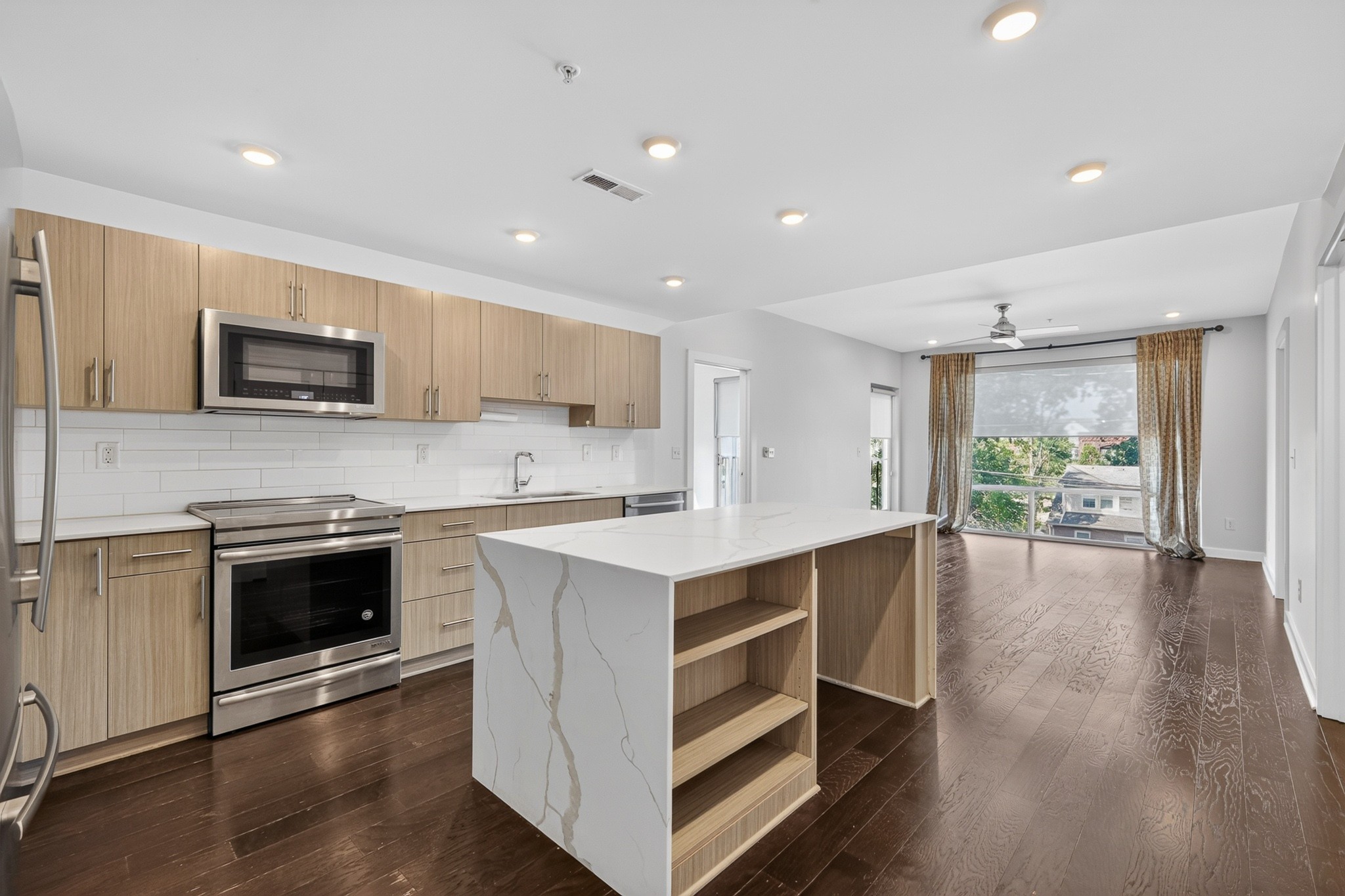 3116 W End Cir