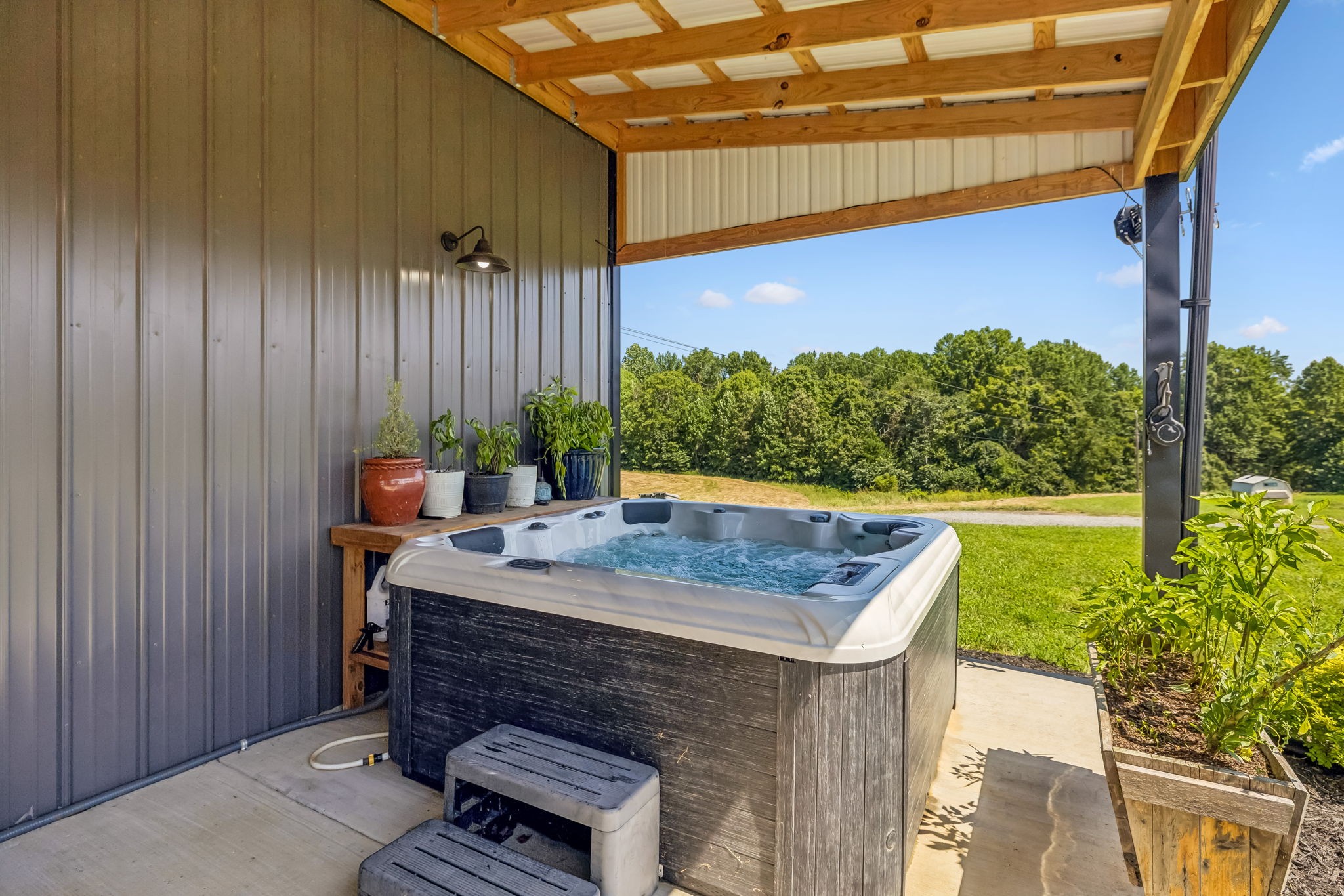 1129 Jim Read Road
