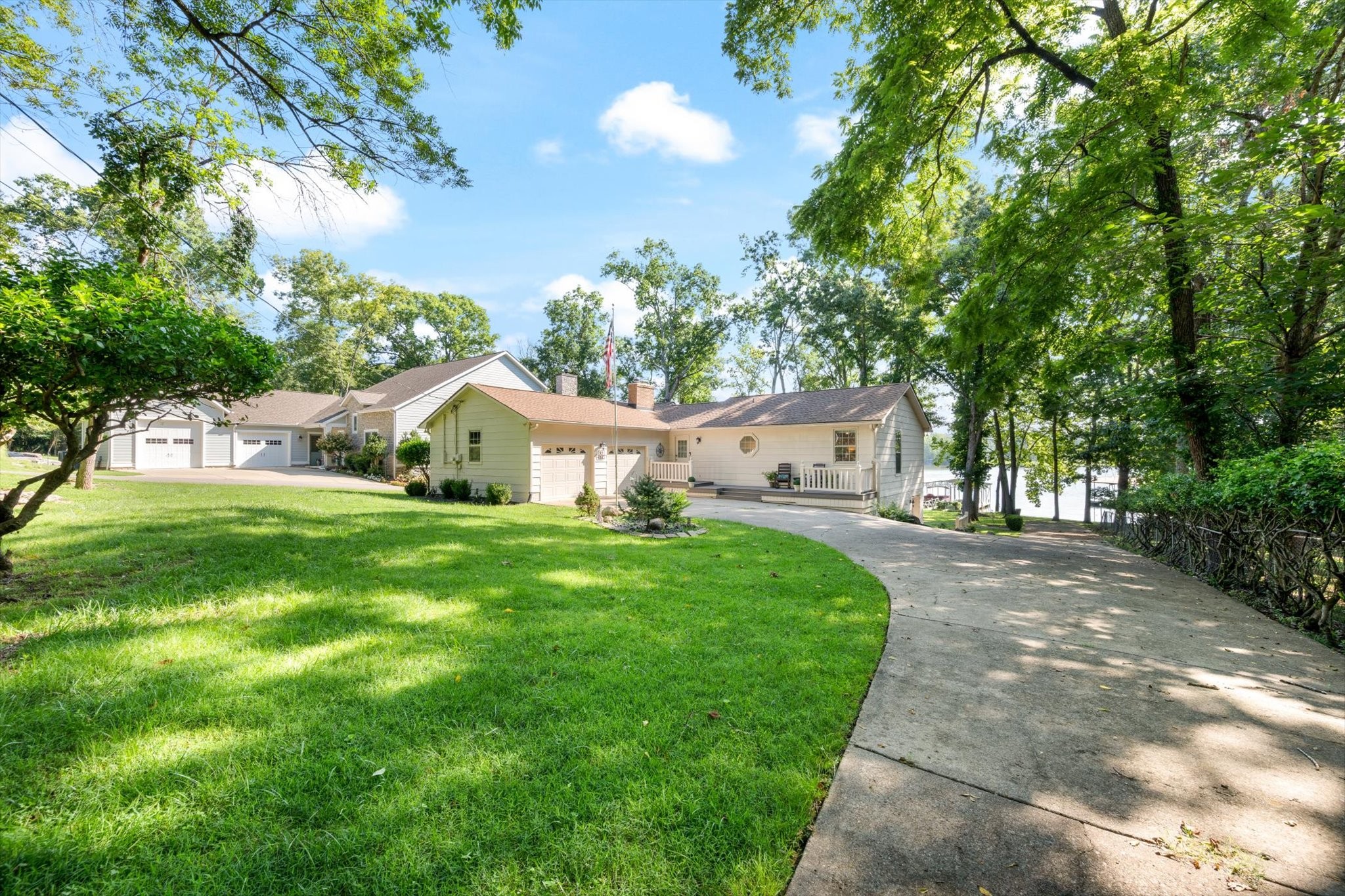 750 Gay Winds Dr