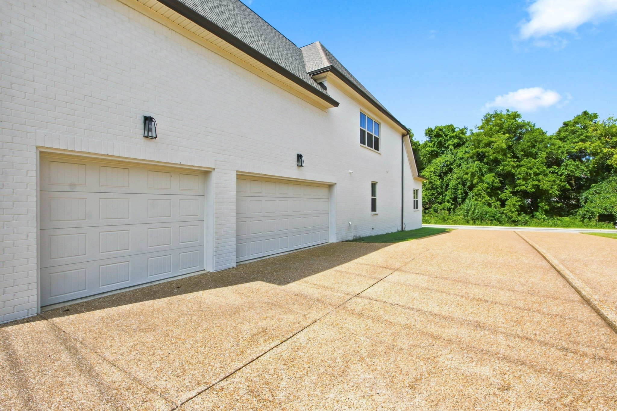 106 Arkstone Ln