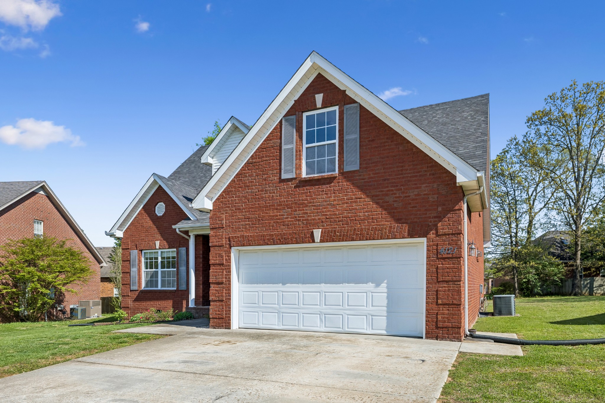 4121 Olivet Dr