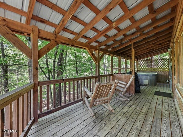 2208 Lake View Ln