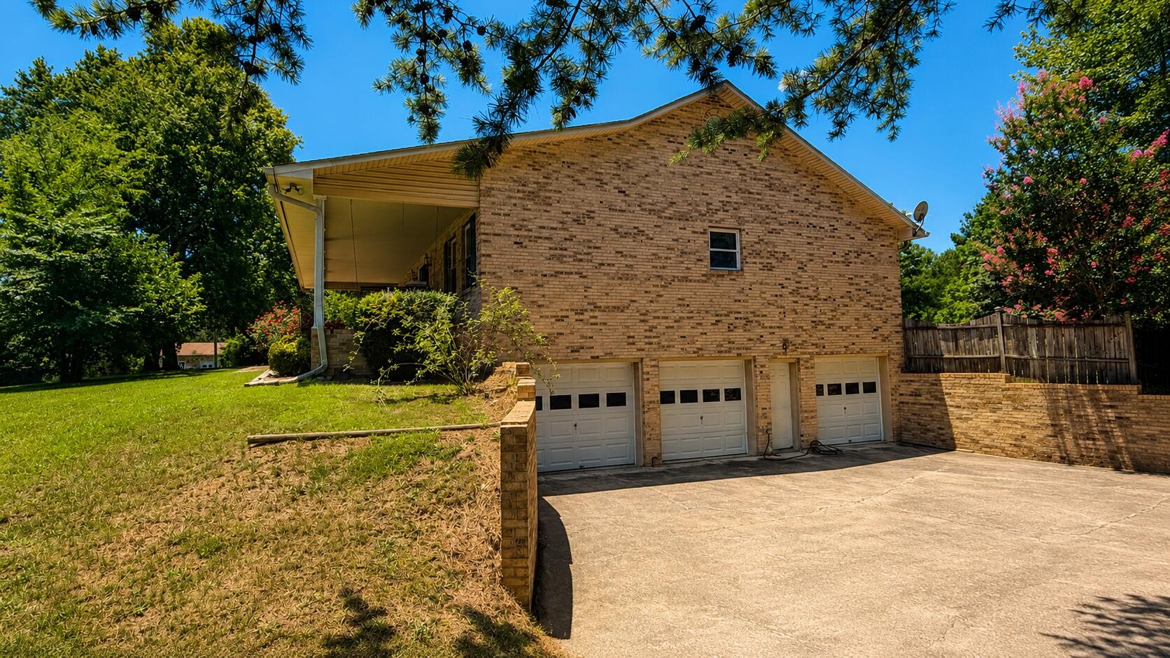 509 Chestuee Road, NE