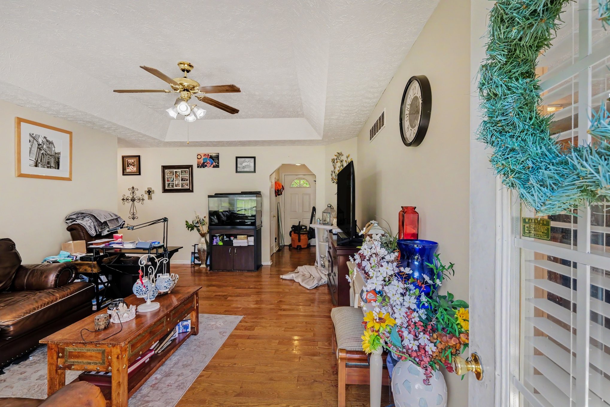 22 Edgewood Ct