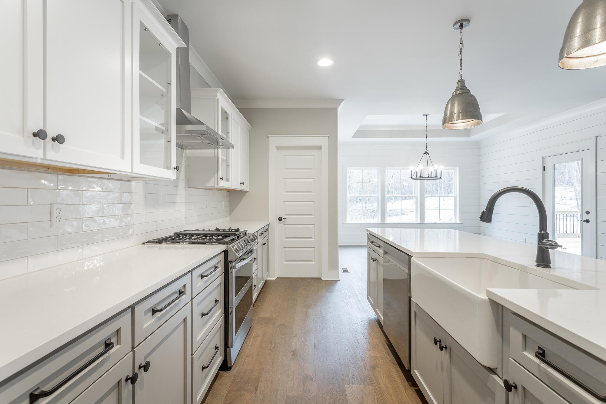 124 Murry Lane, NW