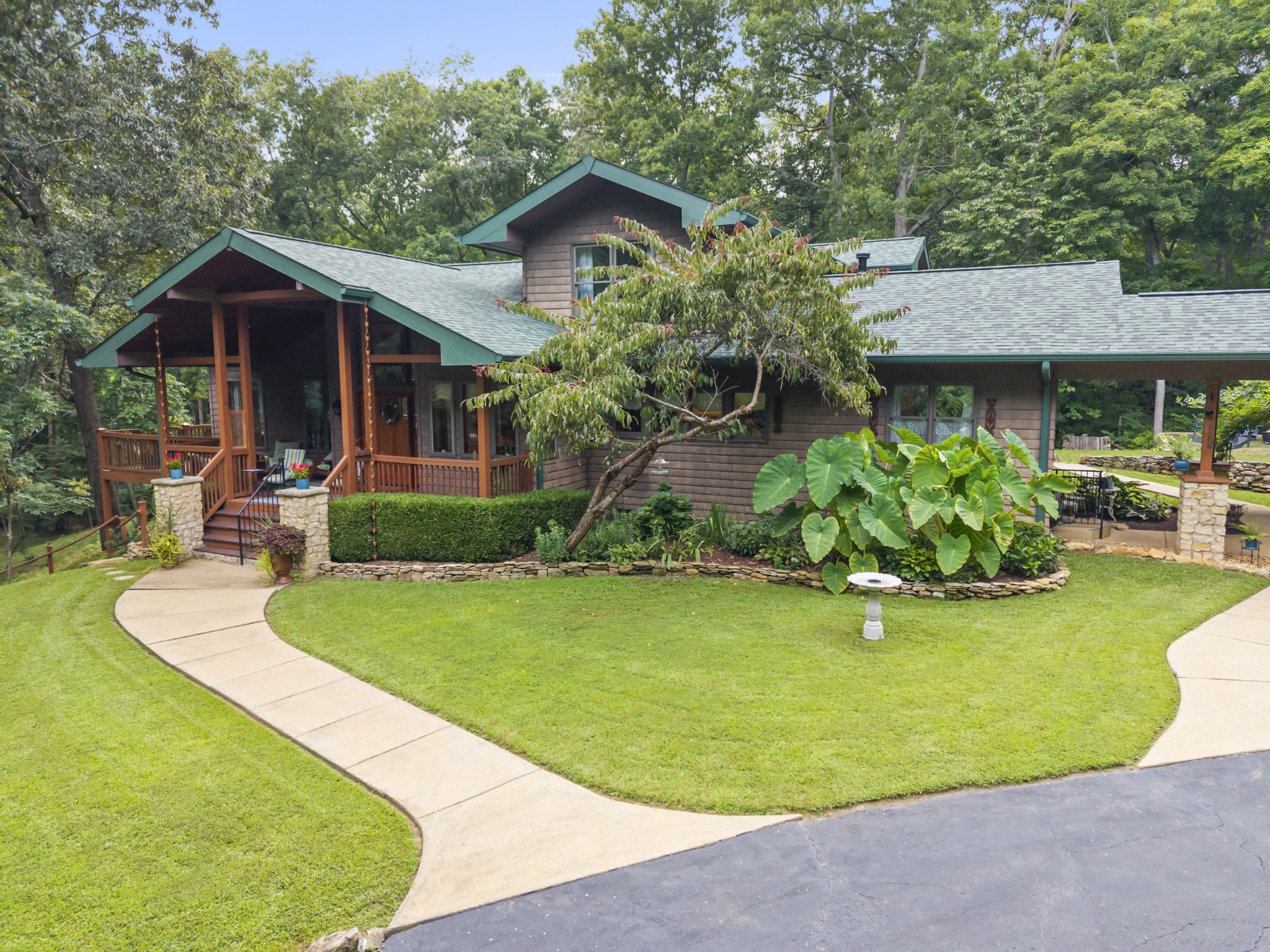 3529 Southwark Dr