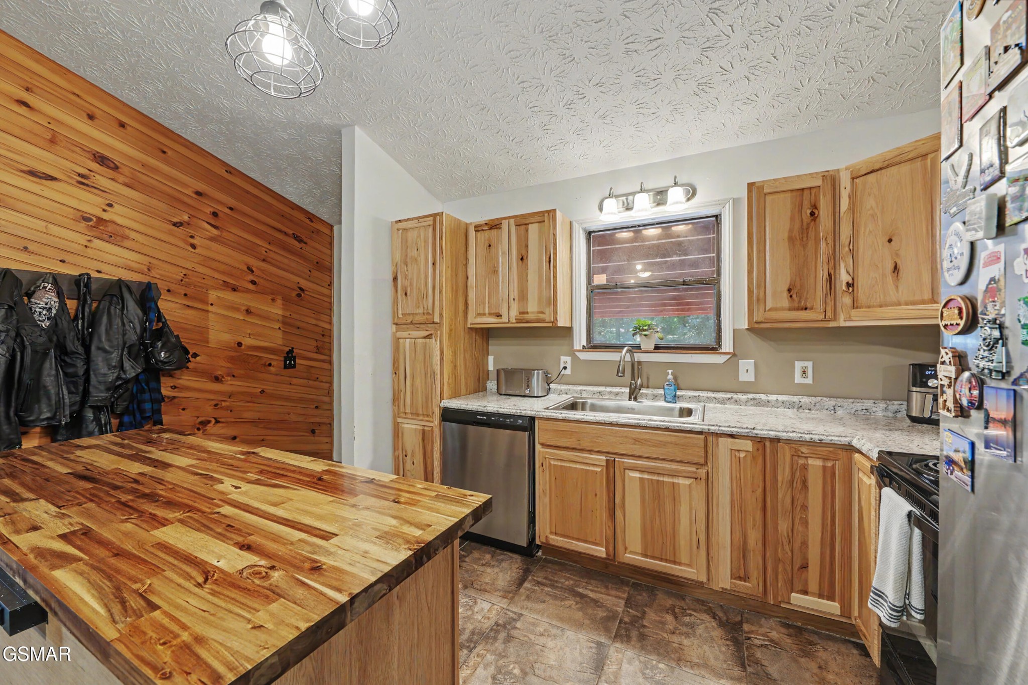 3319 Rocky Ridge Road