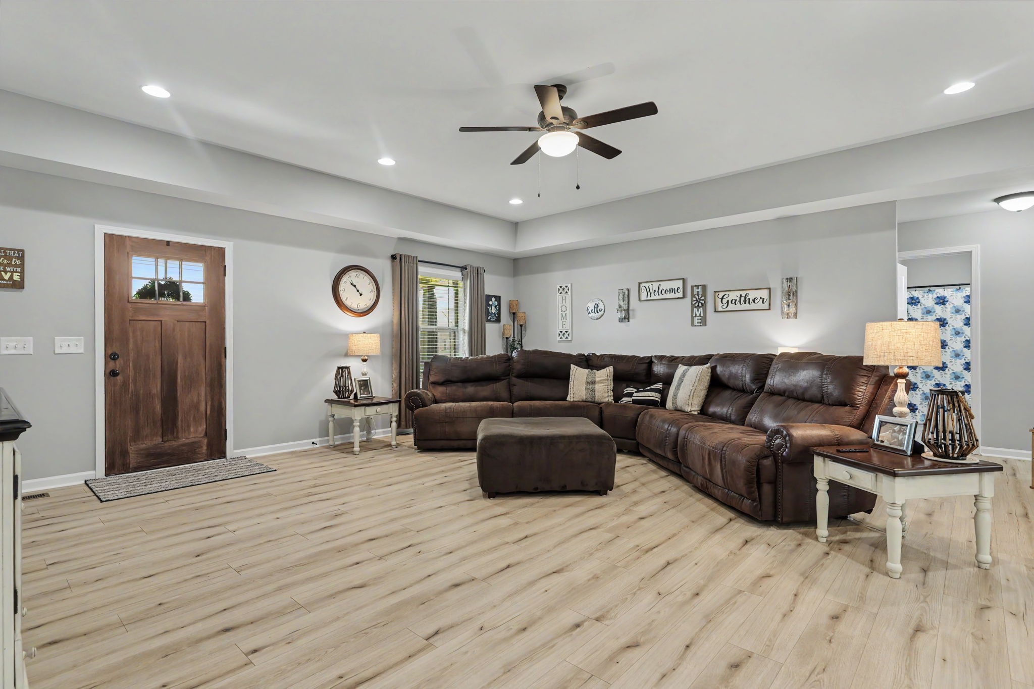 378 Randall Ln