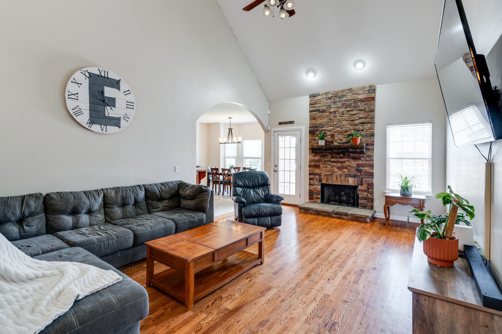 206 Kiowa Ct