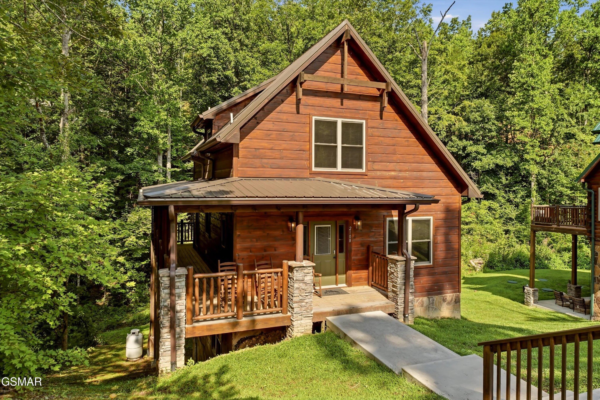 2108 Roscoe Court
