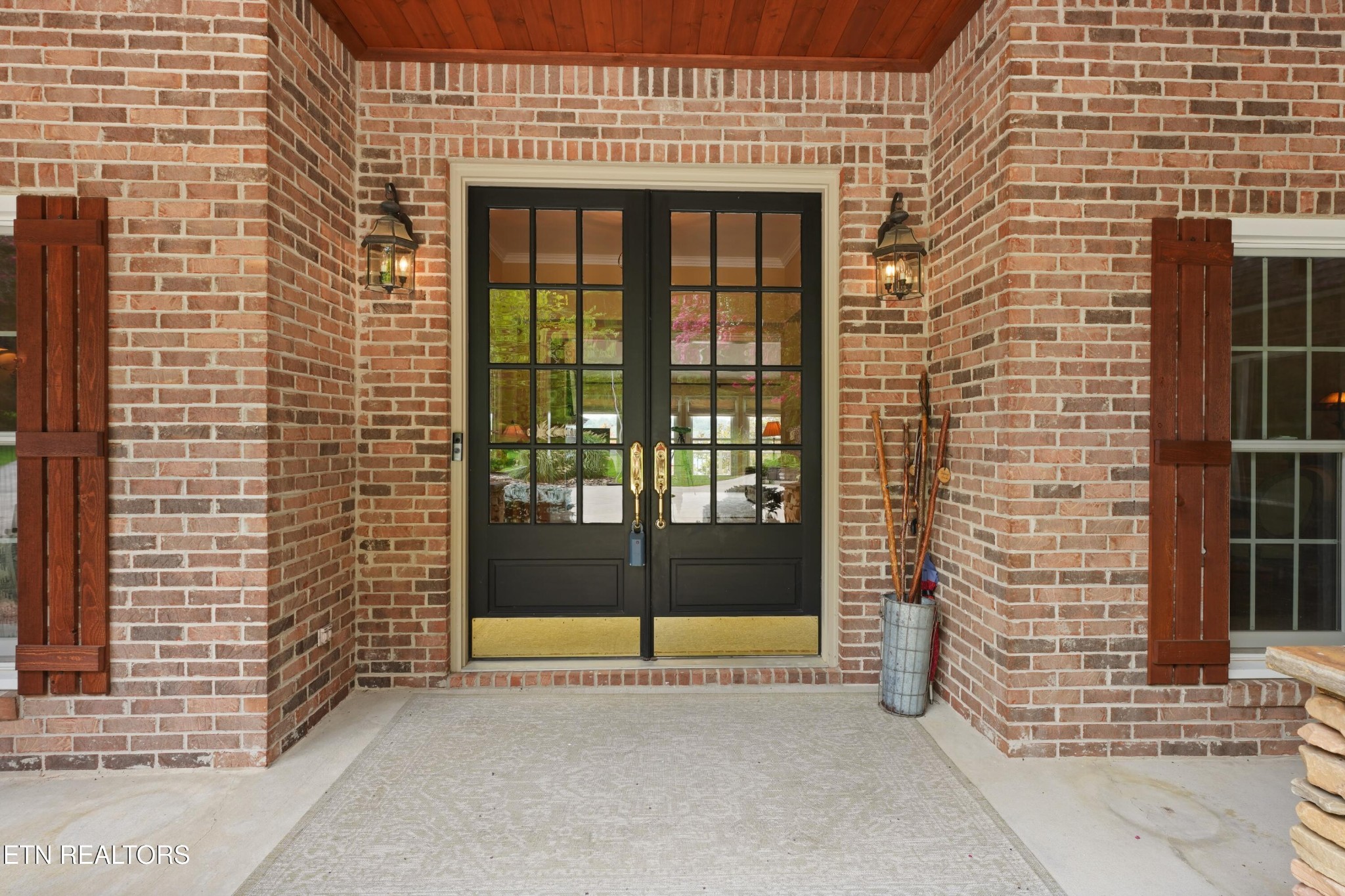 16 Milnor Circle