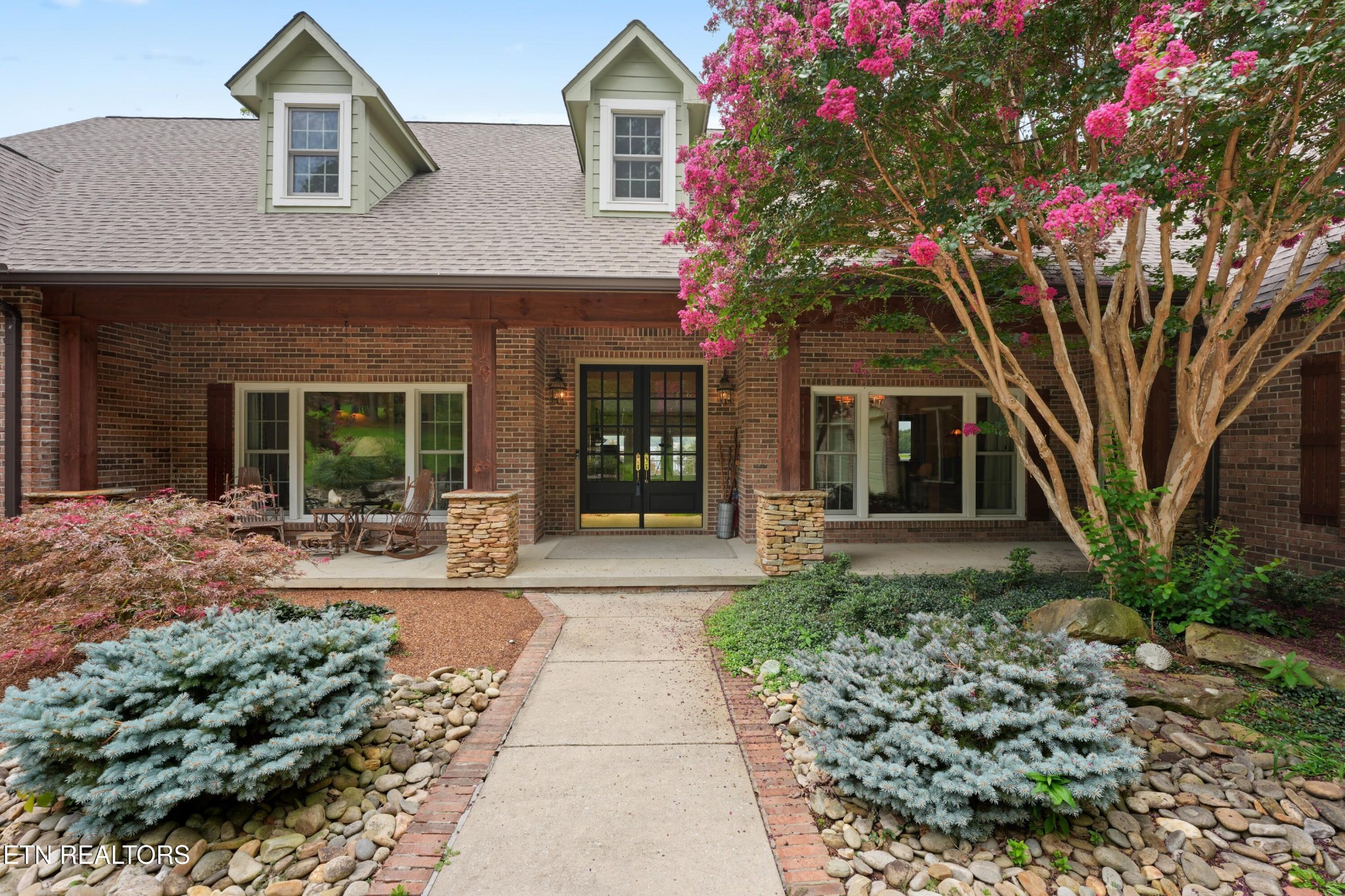 16 Milnor Circle