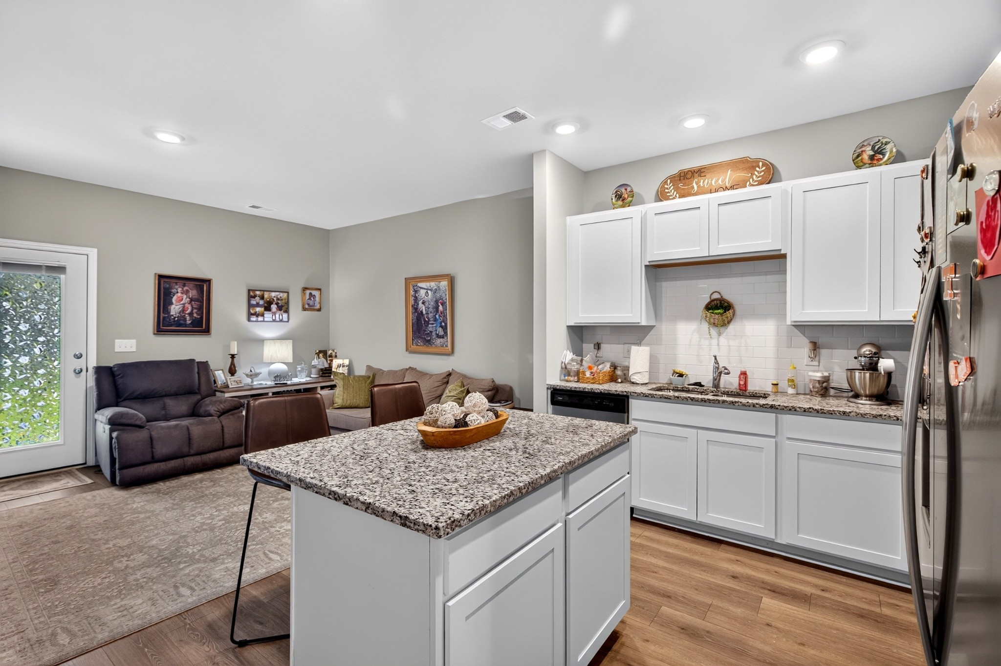 904 Marcy Lndg