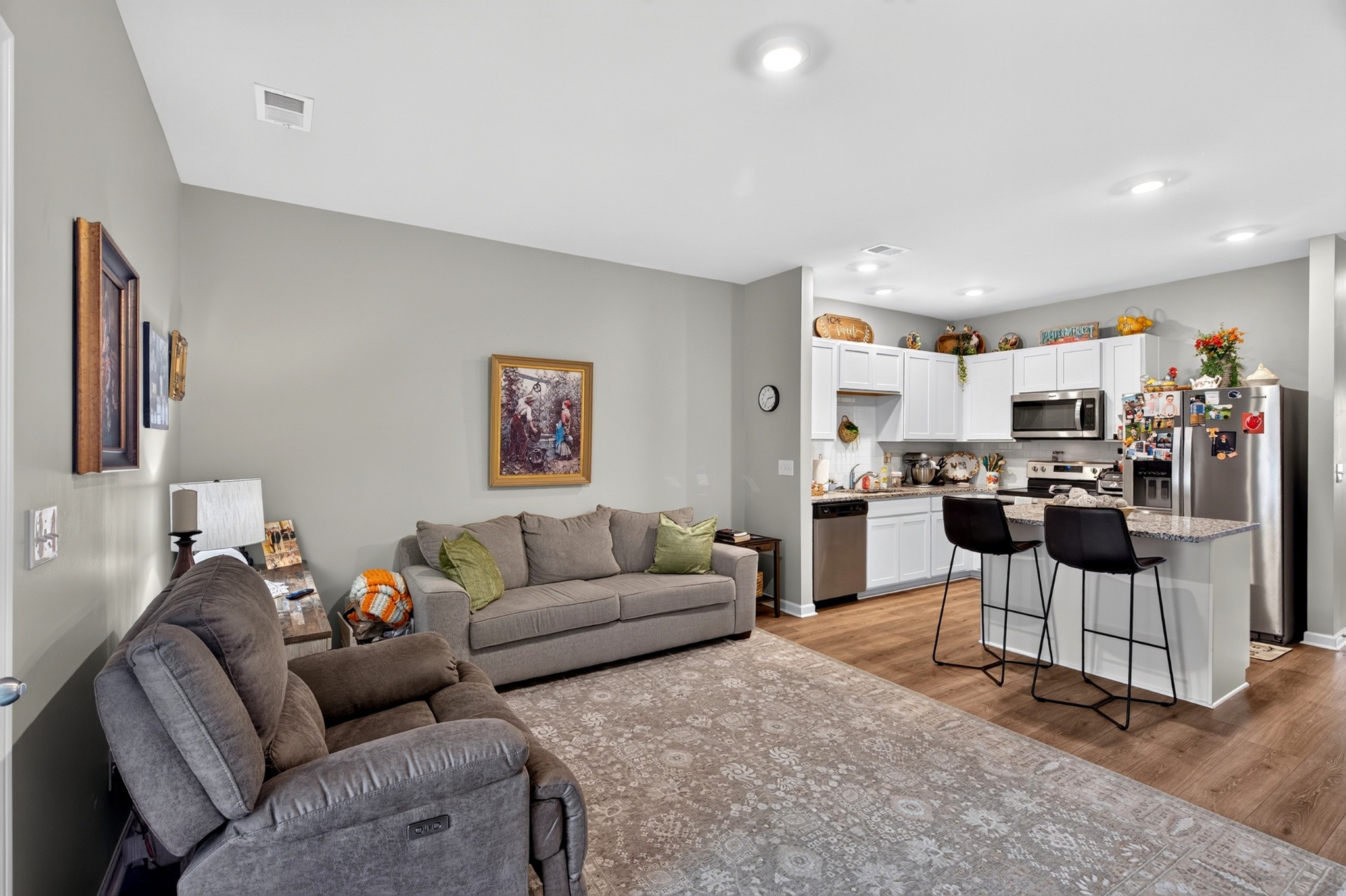 904 Marcy Lndg