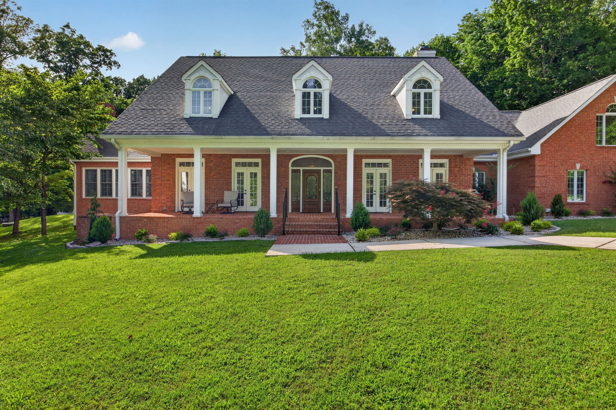 325 McKennon Blvd