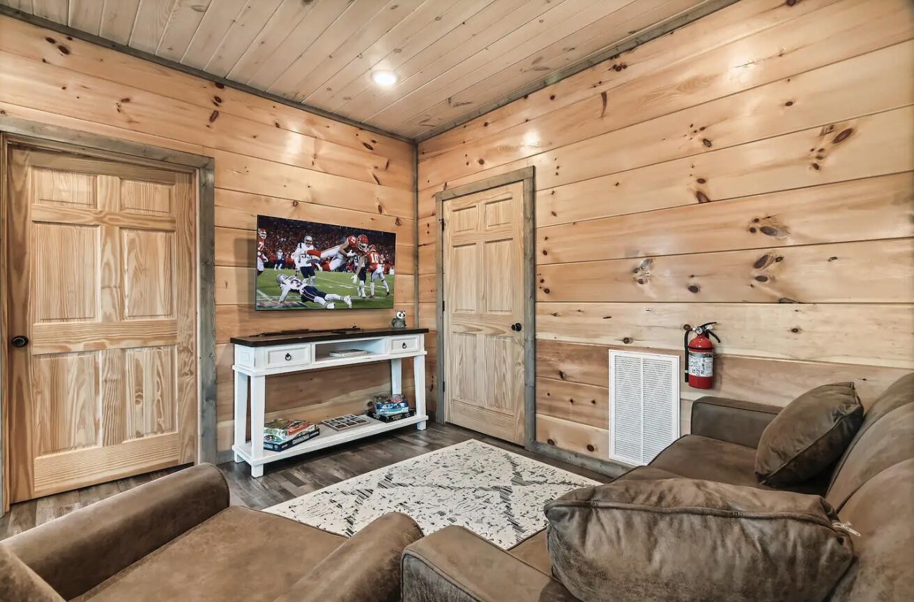 1654 Veterans Blvd