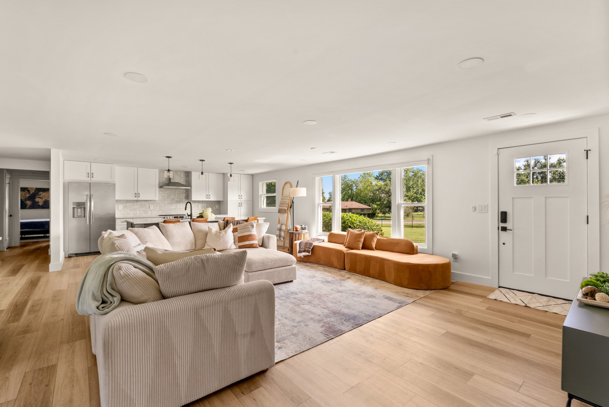 2903 Stanwyck Dr
