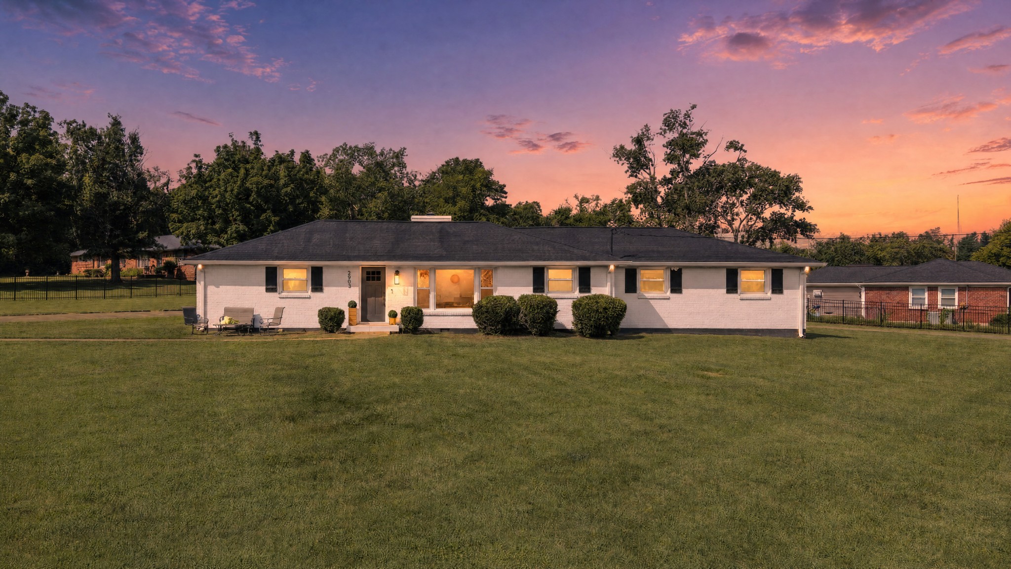 2903 Stanwyck Dr