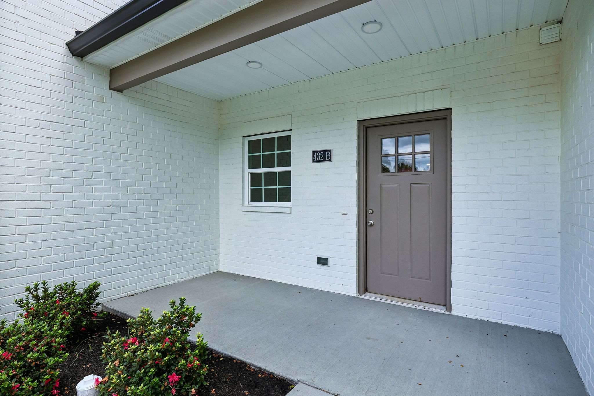 430 Hobbs Ave