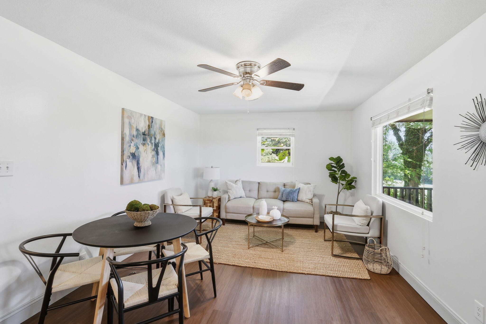 664 Red Hill Valley Road, SE