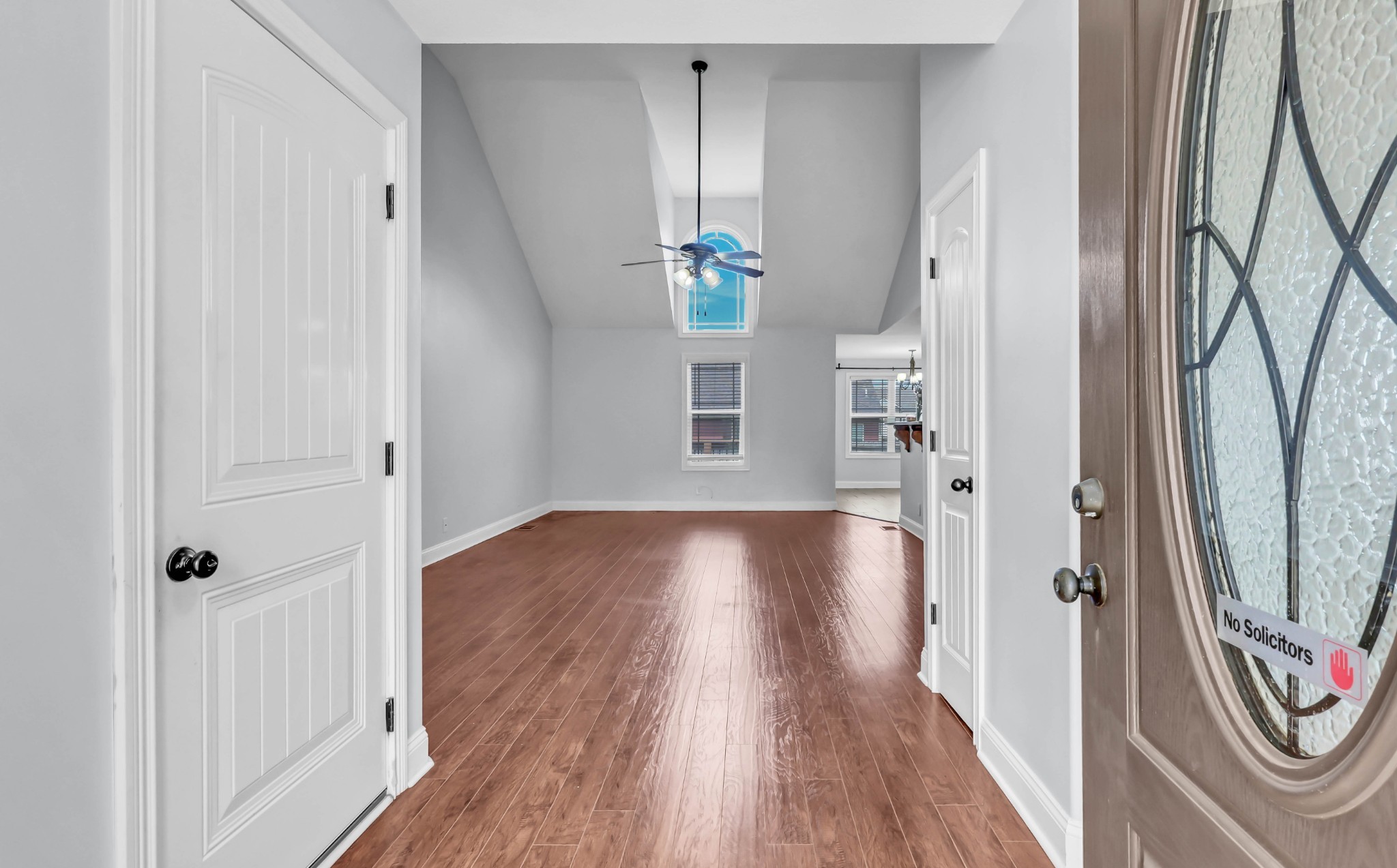 208 Azalea Dr