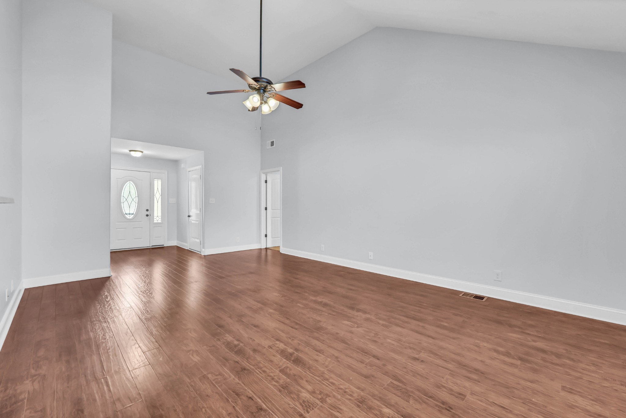 208 Azalea Dr