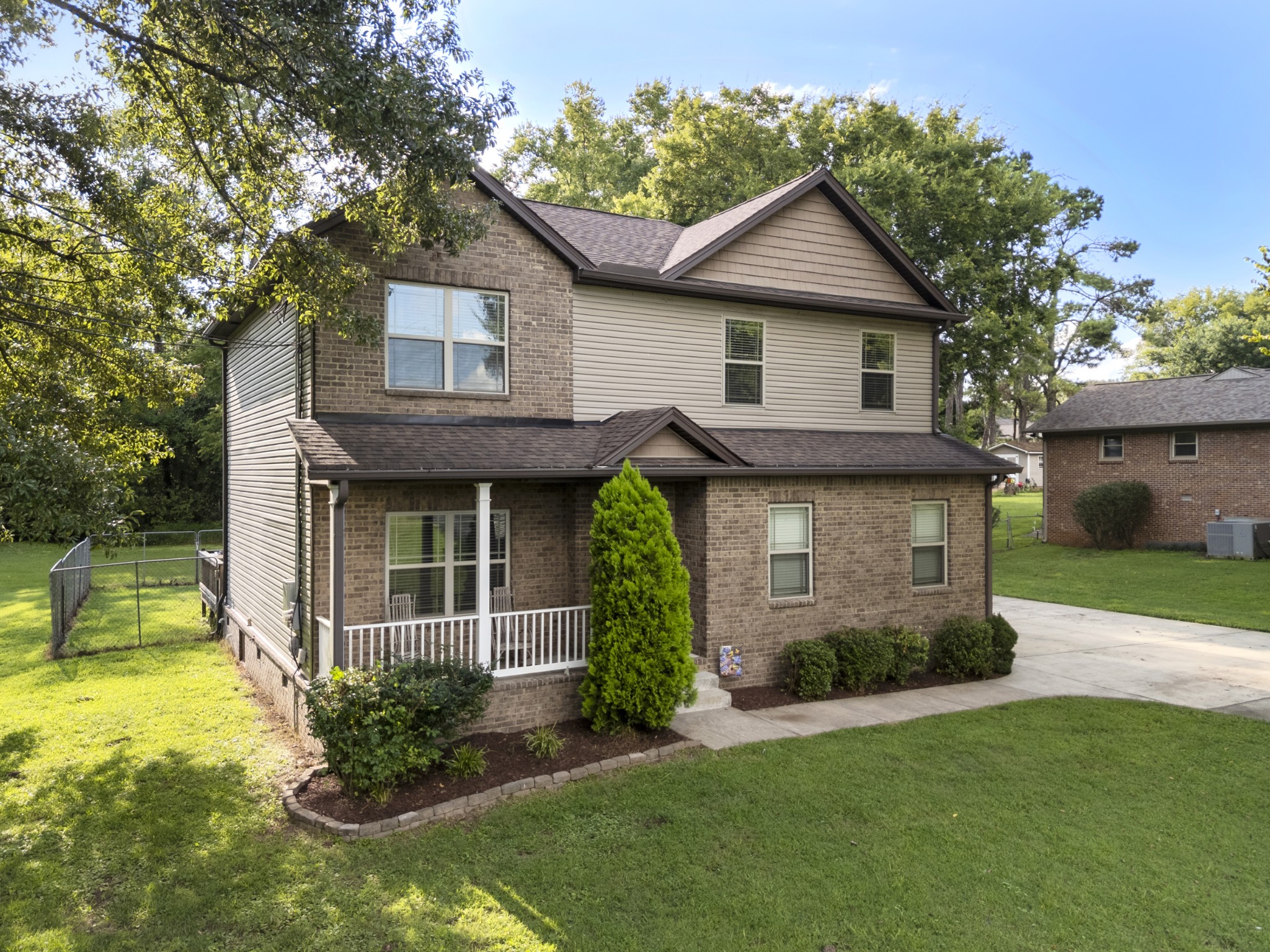 2272 Zion Rd