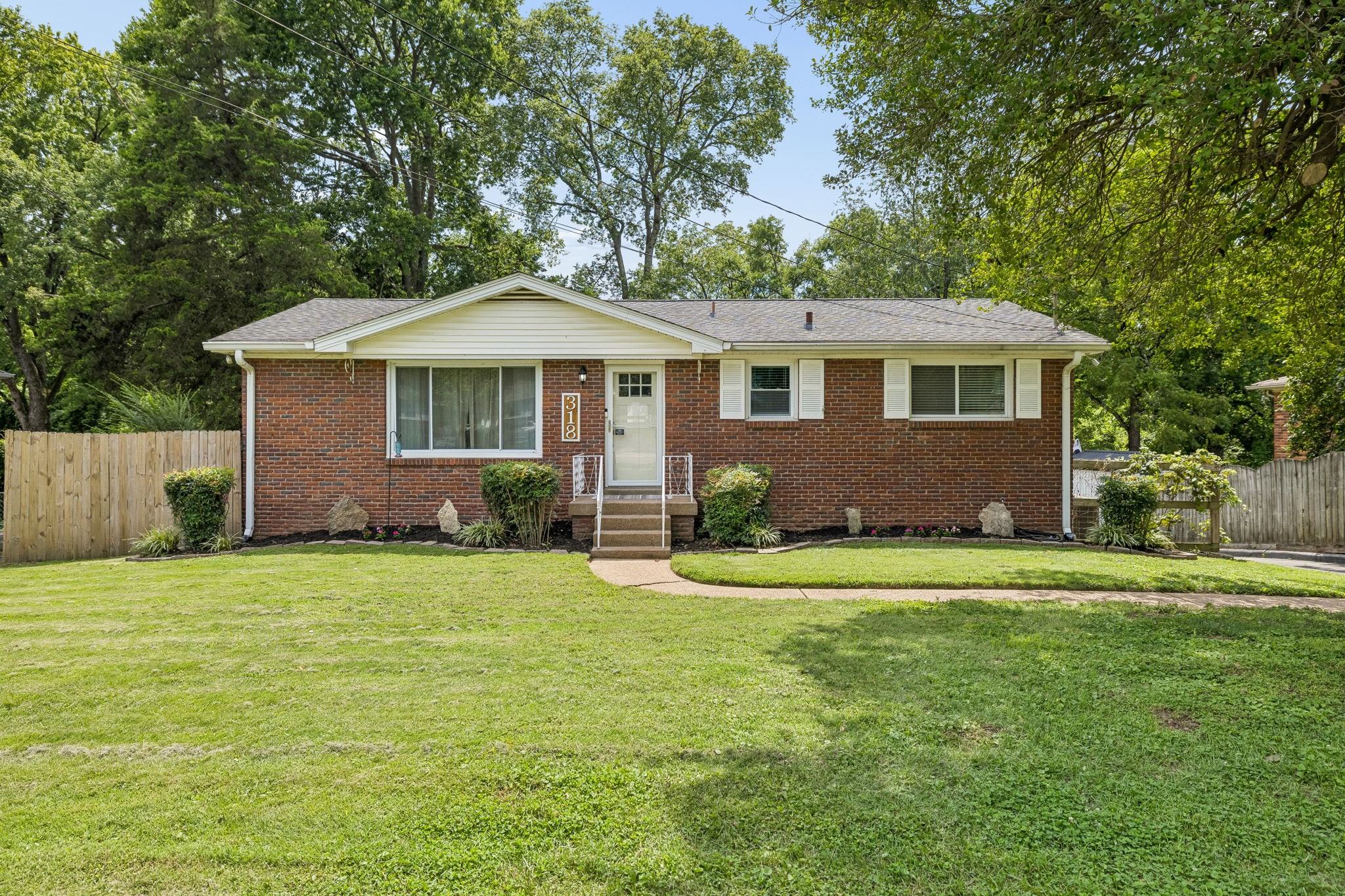 318 Jacksonian Dr