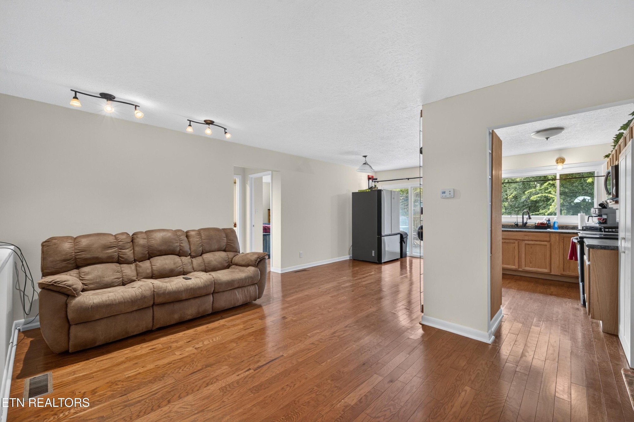 2829 Indian Creek Rd